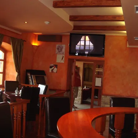 Oda ve Kahvaltı Platan Panzio Nagyszenas