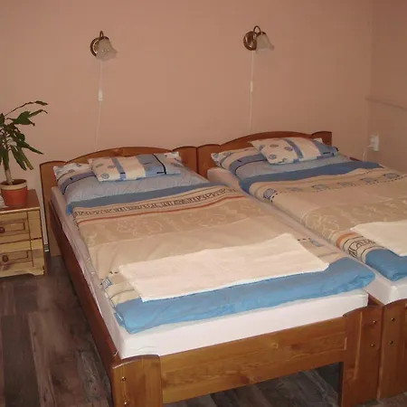 Platán Panzió 3*